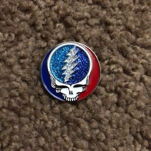 Grateful Dead stealie pin